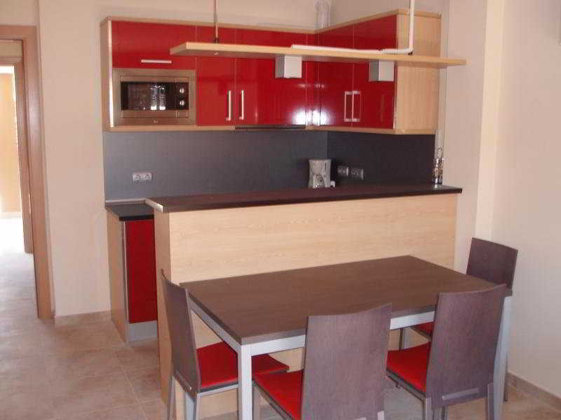 Aparthotel Bardon Castelldefels Exterior photo